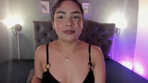 Snapshot of giannaslimjb chatting on 09/20/25, 03:51 giannaslimjb online show from 09/20/25, 03:51