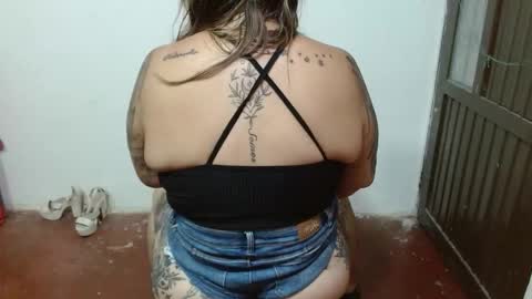 Gianna.. online show from 12/14/25, 05:07