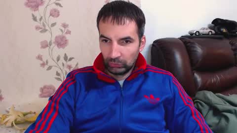 Gianni online show from 11/16/25, 01:17