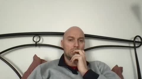 Snapshot of giannipaciotti chatting on 12/20/25, 02:02 giannipaciotti online show from 12/20/25, 02:02