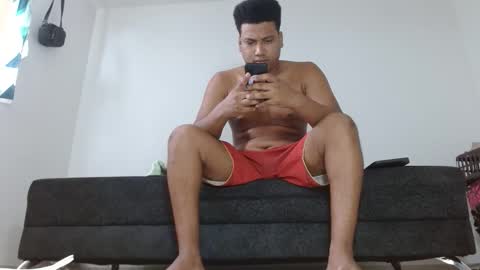 Snapshot of giant_feet chatting on 06/04/26, 08:26 BOSS online show from 06/04/26, 08:26