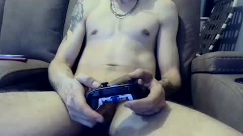 Snapshot of giantdick4u1991 chatting on 12/13/24, 06:42 giantdick4u1991 online show from 12/13/24, 06:42