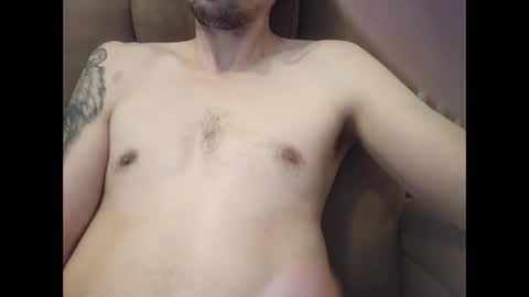 Snapshot of giantdick4u1991 chatting on 10/03/25, 03:53 giantdick4u1991 online show from 10/03/25, 03:53