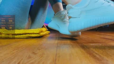 Eva online show from 01/31/25, 02:49