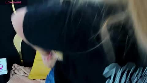 GiaRoussel online show from 02/27/26, 04:51