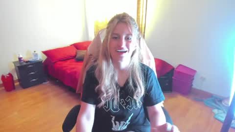 GiaRoussel online show from 04/06/26, 02:40