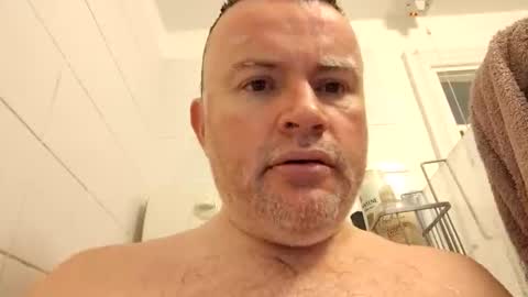 Snapshot of giddyup2222222 chatting on 02/14/26, 05:43 giddyup2222222 online show from 02/14/26, 05:43