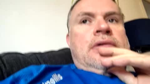 Snapshot of giddyup2222222 chatting on 03/23/26, 09:13 giddyup2222222 online show from 03/23/26, 09:13