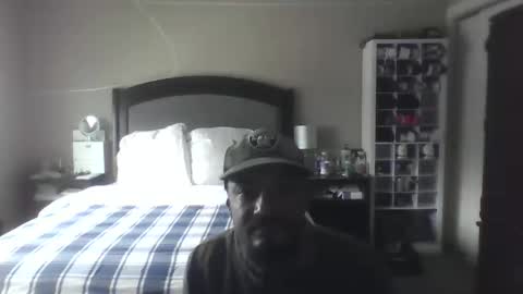 Gifted online show from 10/12/25, 04:39
