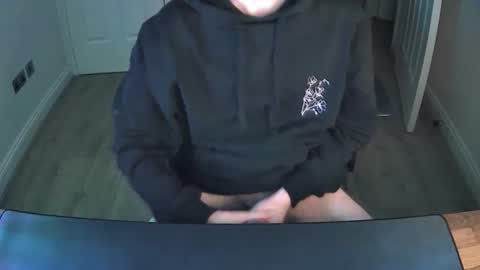 Snapshot of giftexx chatting on 10/23/25, 06:28 giftexx online show from 10/23/25, 06:28