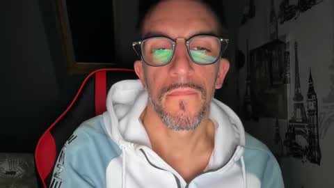 Gigi online show from 10/18/25, 03:20