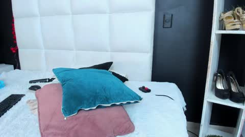 Gigi  online show from 03/27/26, 02:39