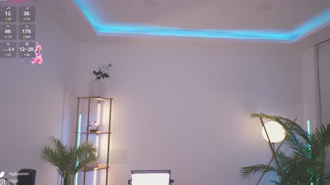 Snapshot of gigi_ulala chatting on 01/13/25, 01:45 80 off in my OF gigipriv online show from 01/13/25, 01:45