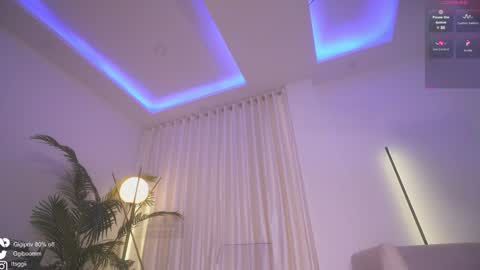 Snapshot of gigi_ulala chatting on 03/08/25, 04:56 80 off in my OF gigipriv online show from 03/08/25, 04:56