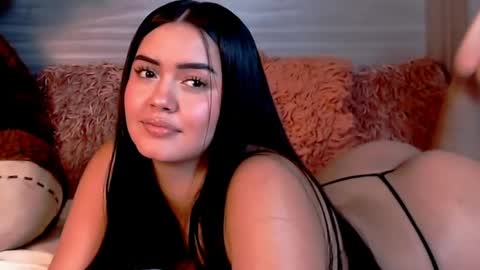 Snapshot of gigi_wilden chatting on 01/27/25, 02:35 gigi wilden online show from 01/27/25, 02:35