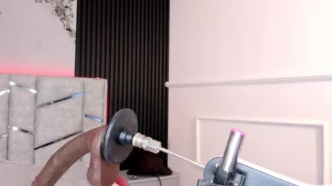 Gigi Doll online show from 11/04/25, 11:20