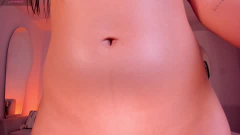 Snapshot of gigilee_ chatting on 12/22/24, 03:00 GIGI online show from 12/22/24, 03:00