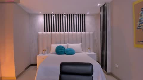 Snapshot of gigilee_ chatting on 01/22/25, 02:15 GIGI online show from 01/22/25, 02:15