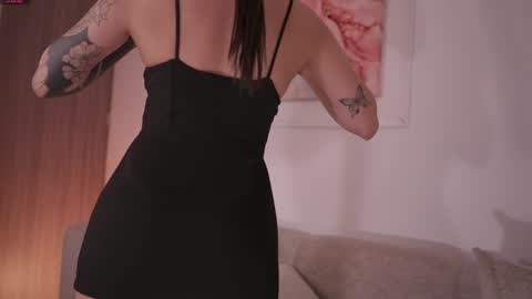 Snapshot of gigilee_ chatting on 02/04/25, 05:21 GIGI online show from 02/04/25, 05:21