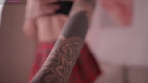 Snapshot of gigilee_ chatting on 02/04/25, 09:41 GIGI online show from 02/04/25, 09:41