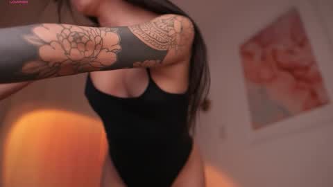 Snapshot of gigilee_ chatting on 09/10/25, 02:00 GIGI online show from 09/10/25, 02:00