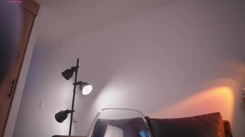 Snapshot of gigilee_ chatting on 10/30/25, 06:52 GIGI online show from 10/30/25, 06:52