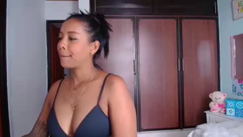 Sharlotte  online show from 03/05/25, 08:21