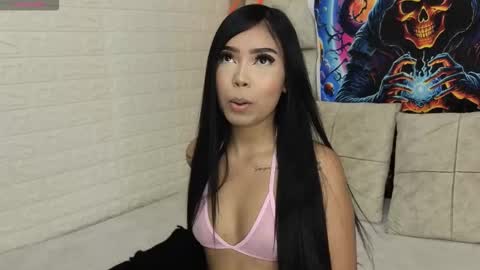 Snapshot of gigirose_ chatting on 10/17/25, 07:05 gigirose_ online show from 10/17/25, 07:05