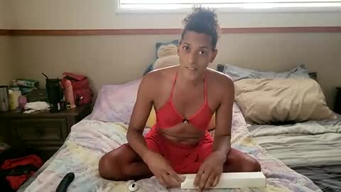 Gigi online show from 06/19/26, 05:50