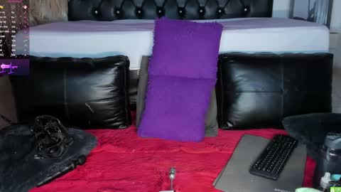 pamela online show from 09/14/25, 02:33