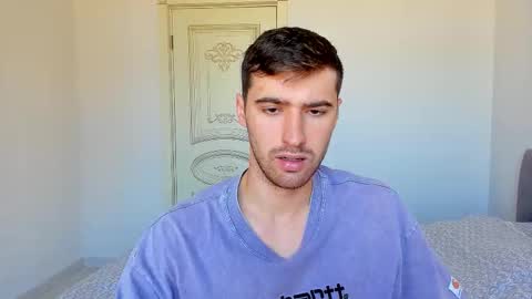 gilbertogonzales online show from 09/17/25, 06:48