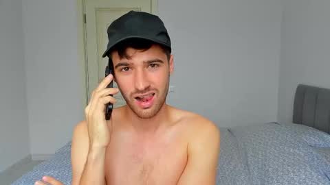 gilbertogonzales online show from 09/18/25, 09:33