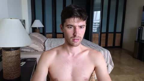 gilbertogonzales online show from 11/17/25, 04:07