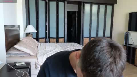 gilbertogonzales online show from 11/27/25, 04:14