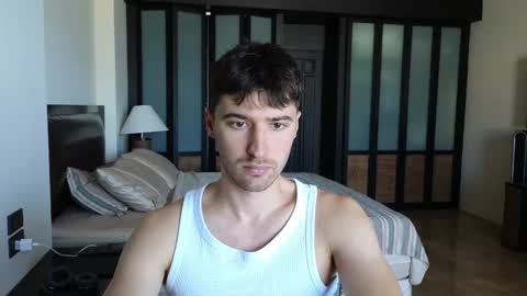 gilbertogonzales online show from 11/30/25, 03:10