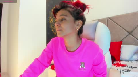 Gimena online show from 12/29/24, 07:22