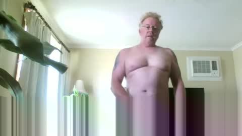 gimmmieoooo online show from 01/05/25, 12:09