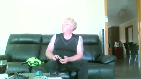 gimmmieoooo online show from 01/07/25, 05:43