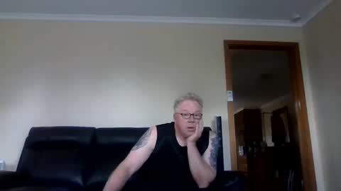 gimmmieoooo online show from 09/14/25, 03:16