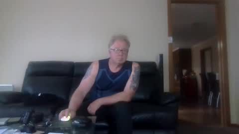 gimmmieoooo online show from 02/22/26, 06:13