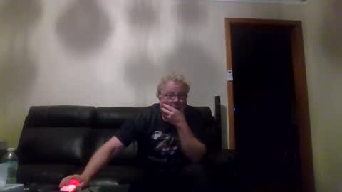 gimmmieoooo online show from 04/04/26, 11:08