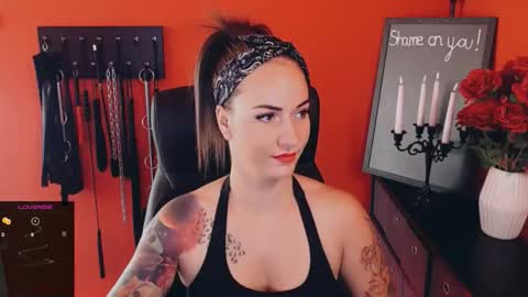 gina_hotlick online show from 09/18/25, 07:32