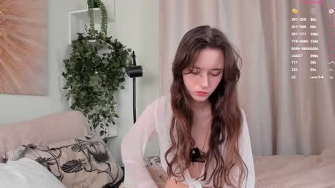 Snapshot of gina_vicious chatting on 01/14/25, 04:15 Gina online show from 01/14/25, 04:15