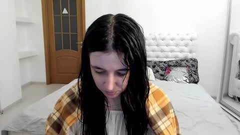 Kate online show from 10/27/25, 08:40