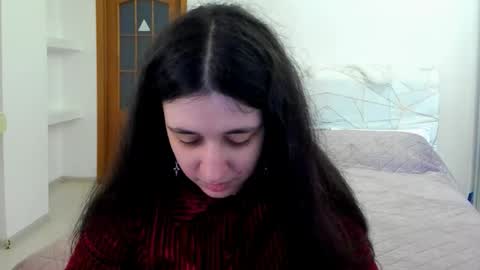 Kate online show from 04/18/26, 09:35