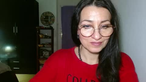 GinaONeon online show from 12/25/24, 10:48