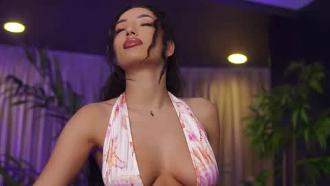 Gina online show from 04/10/26, 07:18