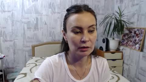 Snapshot of ginaxsoulah__ chatting on 10/09/25, 01:53 ginaxsoulah online show from 10/09/25, 01:53