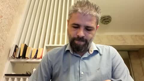 Snapshot of gindrie chatting on 11/09/25, 07:17 Gabriel online show from 11/09/25, 07:17