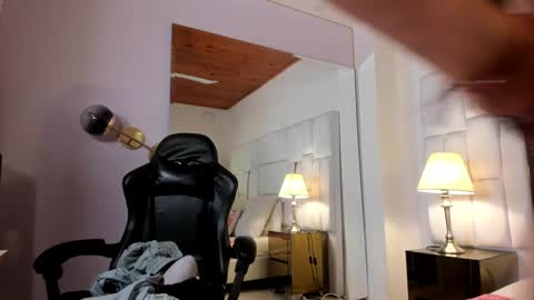 Ginebra Ness online show from 12/16/24, 01:22